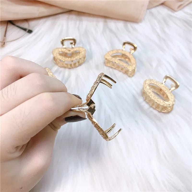 WE Jepit Rambut Korea Wanita Bahan Alloy Logam Warna Emas Gold Hair Claw Clip Girl Women Fashion Hairpin Import