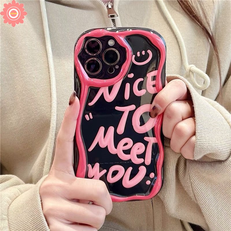 Ins Fashion Art Huruf Smile Case Kompatibel Untuk iPhone 7plus XR 11 13 12 14 Pro Max 6s 6 7 8 Plus X XS Max SE 2020 Tpu Lembut 3D Bergelombang Melengkung Tepi Shockproof Airbag Glossy Phone Case