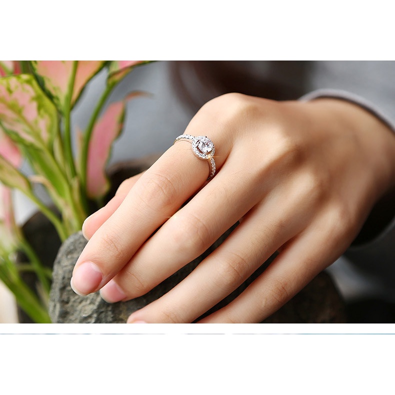 Goldkingdom Aksesoris Perhiasan Fashion Ready Stock High-end Cincin Wanita Bertatahkan Berlian Penuh Pola Putaran Kepribadian Tren Cincin