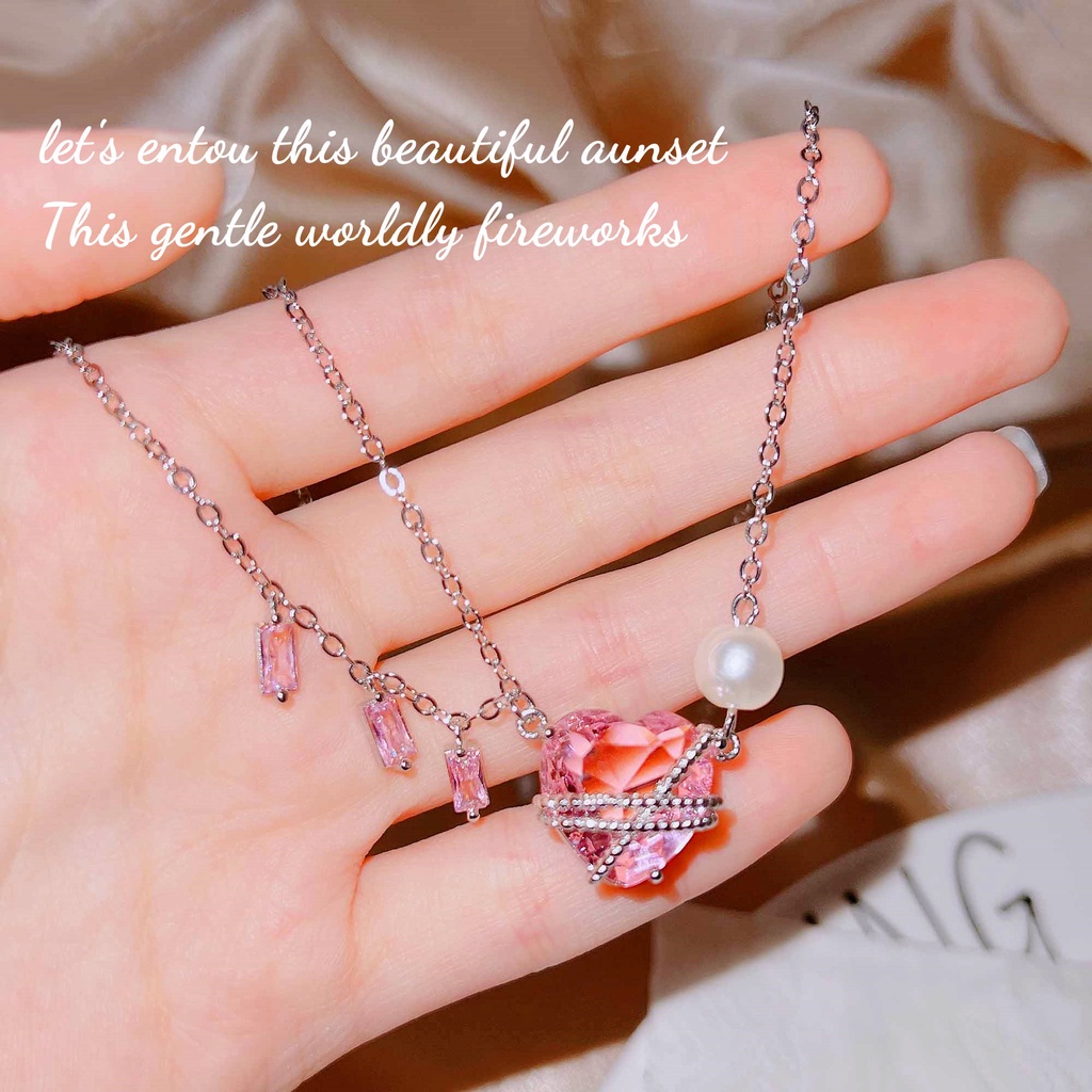 Goldkingdom Fashion Perhiasan Aksesoris Ready Stock Mewah Merah Muda Berlian Cinta Kalung Double Splicing Manis Dan Dingin Angin Bubuk Berbentuk Hati Kalung Mutiara Pendek
