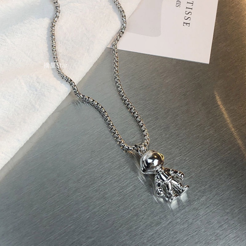 2pcs/set Magnet Menarik Pasangan Kalung Spaceman Charm Jewelry Kalung Rantai Stainless Steel Hadiah Jarak Kekasih Untuk Wanita Pria