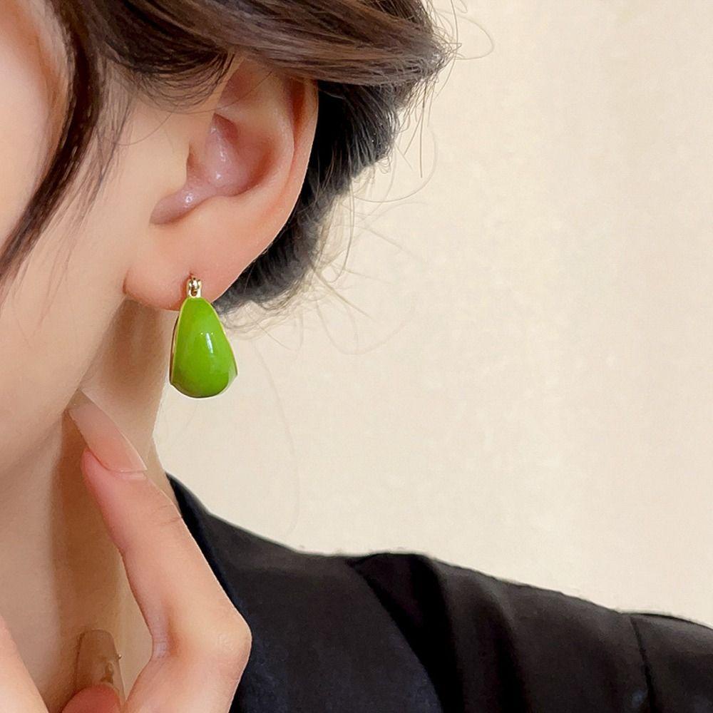 Mxbeauty Wanita Anting Bulat Trendi Indah Sederhana Menetes Minyak Telinga Studs Niche Desain Hadiah Gadis Paduan Gaya Korea Earrings