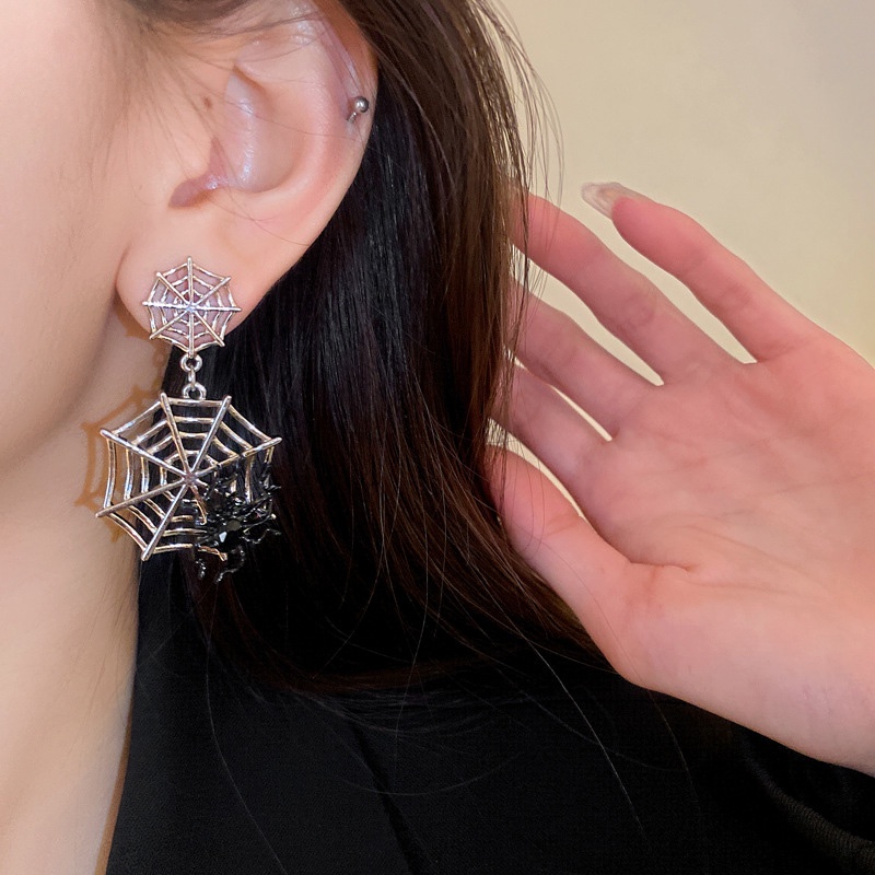 Eropa Amerika Berlebihan Desain Unik Rasa Spider Web Niche Fashion Berkelas Anting