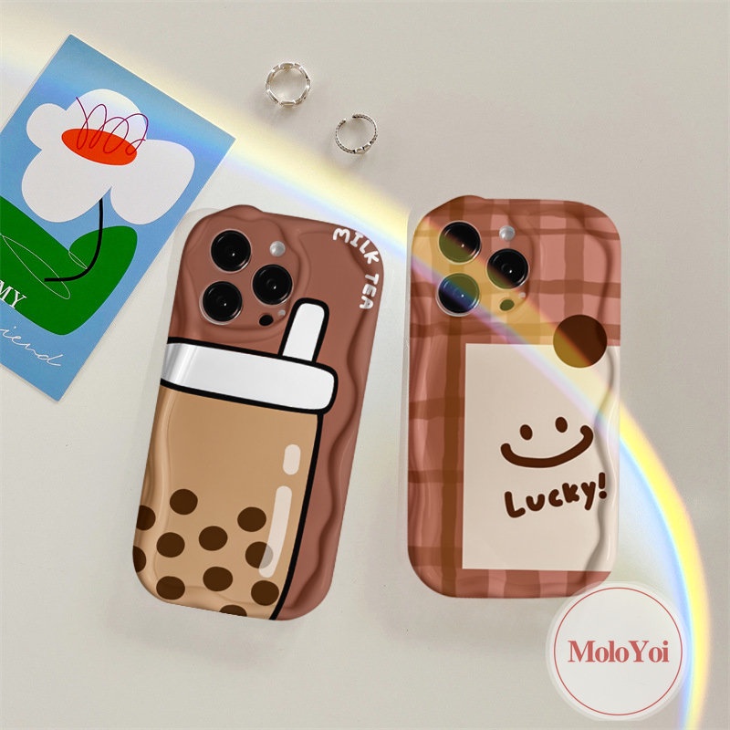 IPHONE Kartun Milk Tea Cute Smiley Back Case Kompatibel Untuk Iphone11 12 14 13 Pro Max XR X XS Max 7Plus 8 6s 7 6 Plus 8Plus SE 2020 Kreatif 3D Wavy Curved Edge Phone Soft Tpu Cover