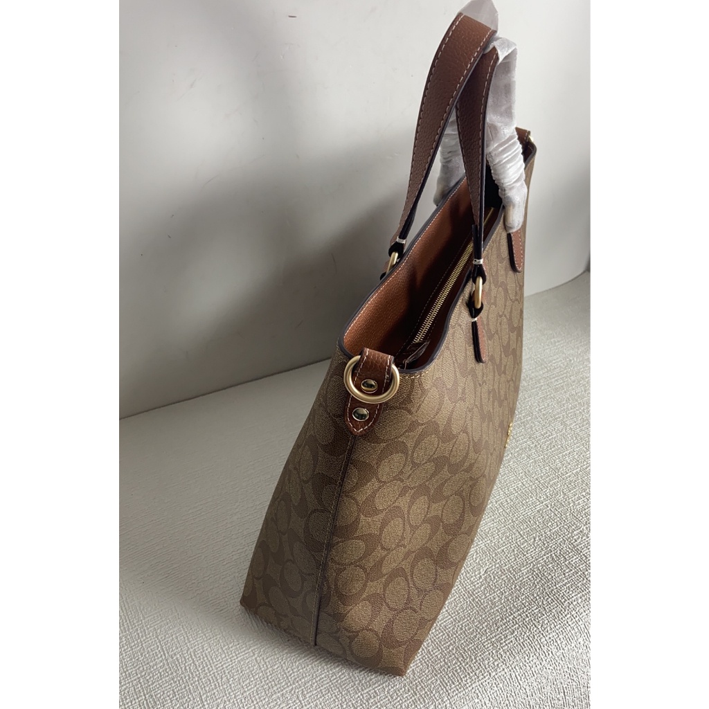New Coach Classic Signature Collection  Logan Carryall