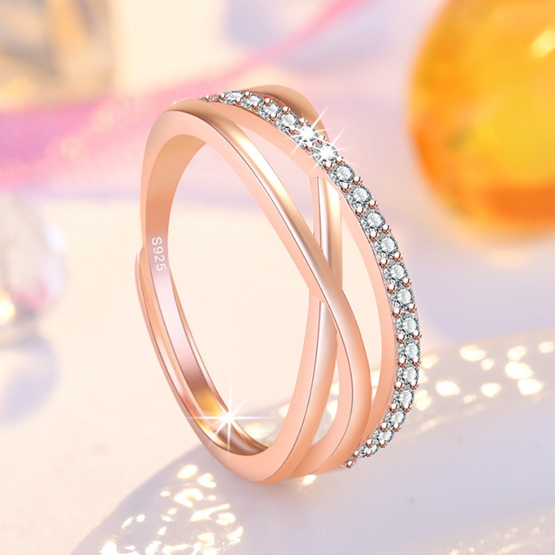 Fashion High-End Cahaya Desain Mewah Cincin Silang Niche Duawarna Zirkon Copperl Ladies Aksesoris Hadiah Untuk Pacar