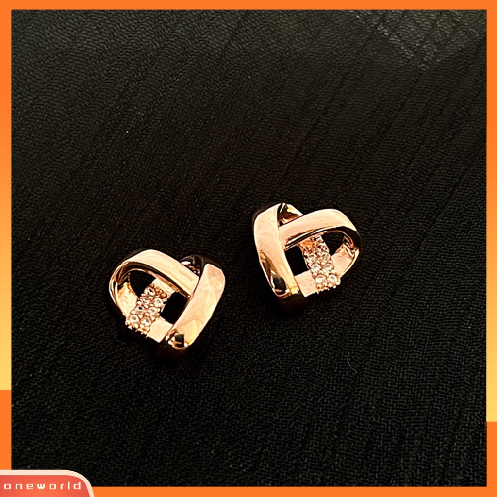 [WOD] 1pasang Anting Pejantan Cross Berongga Keluar Berlian Imitasi Mengkilap Lady Earrings Perhiasan Perempuan