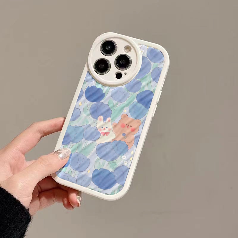 IPHONE Benny Bear Dengan Bunga Biru Casing Ponsel Riak Air Kompatibel Untuk Iphone11 13 12 14 Pro MAX 14 Plus XR X XS MAX 7Plus 8Plus 7 8 SE 2020 2022 Shockproof Cover