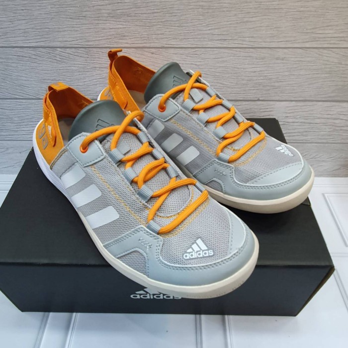 Sepatu Adidas climacol daroga Terbaru - A, 39