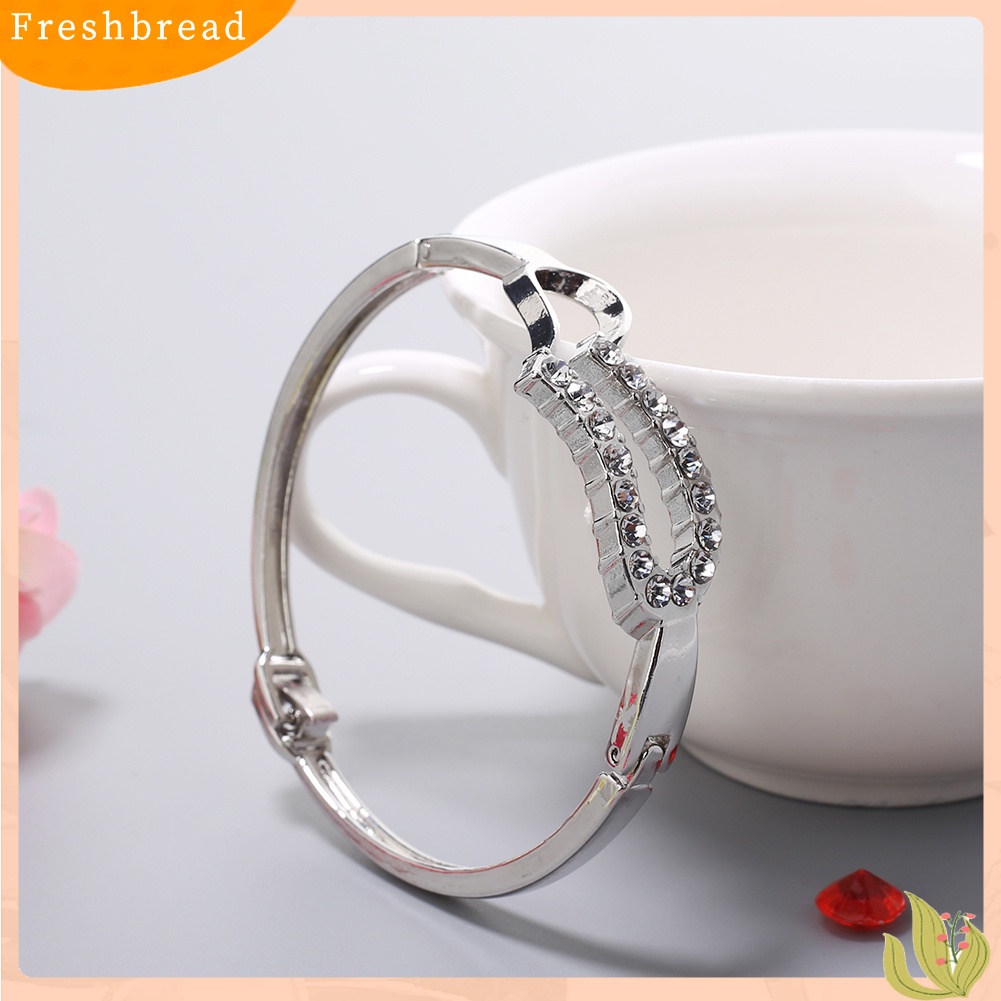 &lt; Freshbread &gt; Wanita Fashion Berongga Hati Berlian Imitasi Mengkilap Bangle Perak Disepuh Gelang Perhiasan