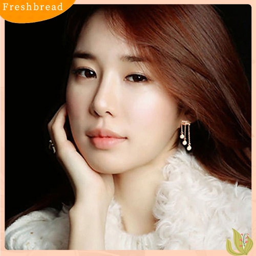 &lt; Freshbread &gt; Wanita Elegan Mutiara Imitasi Drop Menjuntai Rumbai Telinga Stud Anting Perhiasan Charms