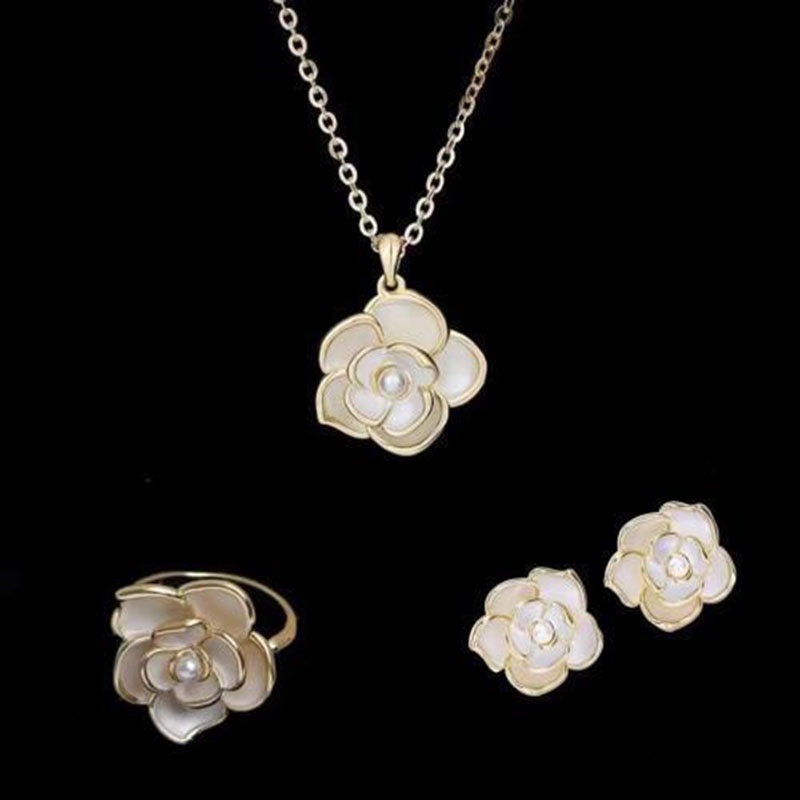 Set Kalung Anting Cincin Bunga Camelia Bahan Alloy Fashion Untuk Wanita