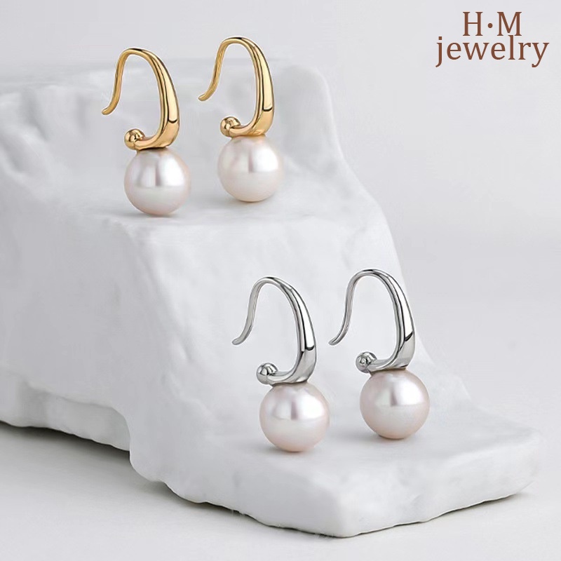 S925 Perak Cahaya Mewah Sederhana C-Shaped Pearl Earrings Perhiasan Telinga Temperamen Harian