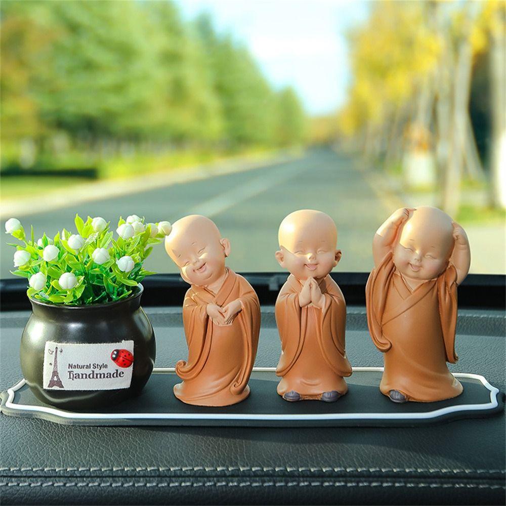 Lanfy Status Monk Kecil Kreatif Dekorasi Rumah Agama Buddha Mobil Ornamen Meja Miniatur Mobil Dekorasi Monk Ornament