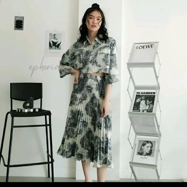 BEFAST - ZEC OOTD WANITA SETELAN SYILA / One Set Wanita Nature Korean Vintage / ONE SET BAJU WANITA FLORAL NATUR / SET FUJISet Atasan Kemeja Crop+Rok Midi Plisket / Fashion Kekinian Remaja ABG Trendy / Oneset Model Terbaru