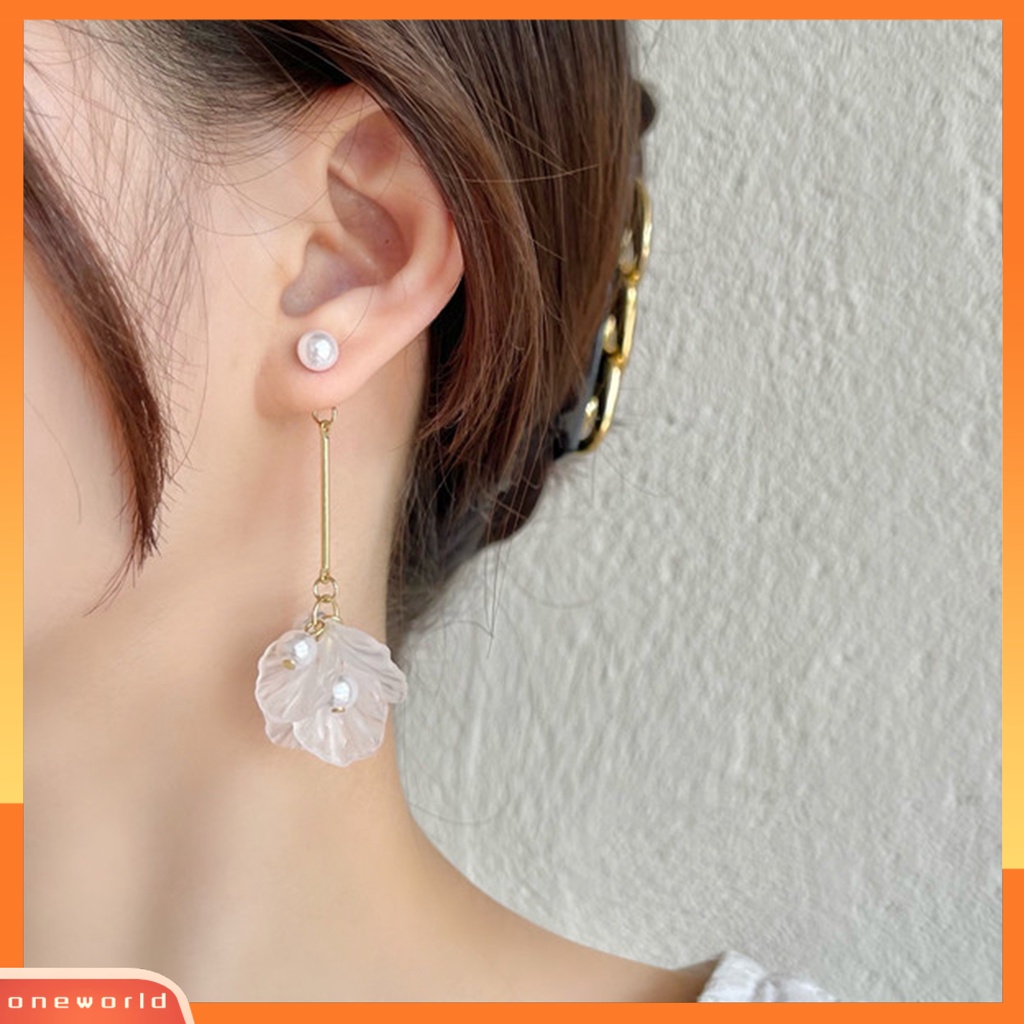 [WOD] 1pasang Anting Elegan Semua Pertandingan Pengerjaan Halus Shiny Eye-catching Dress Up Bentuk Bunga Aksesoris Fashion Canggih Untuk Kehidupan Sehari-Hari