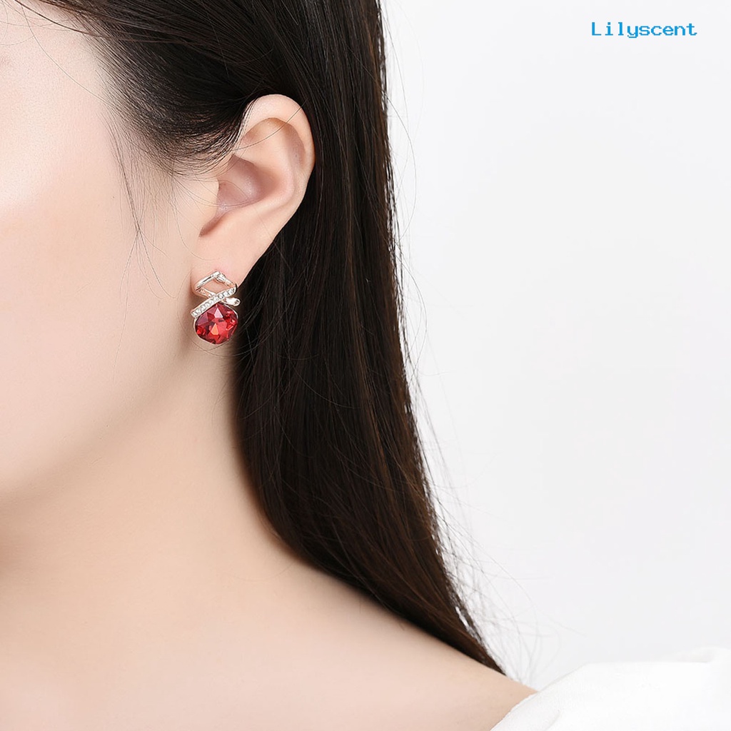 [LS]1 Set Wanita Kalung Geometris Cubic Zirconia Memutar Elegan Merah Persegi Berlian Imitasi Bertatahkan Stud Anting Kit Fashion Perhiasan