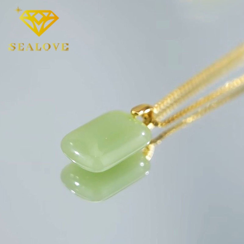 Kalung Titanium Wanita Giok Hetian Keberuntungan Emas 18K Anti Karat Elegan Simple Fashion Aksesoris Perhiasan