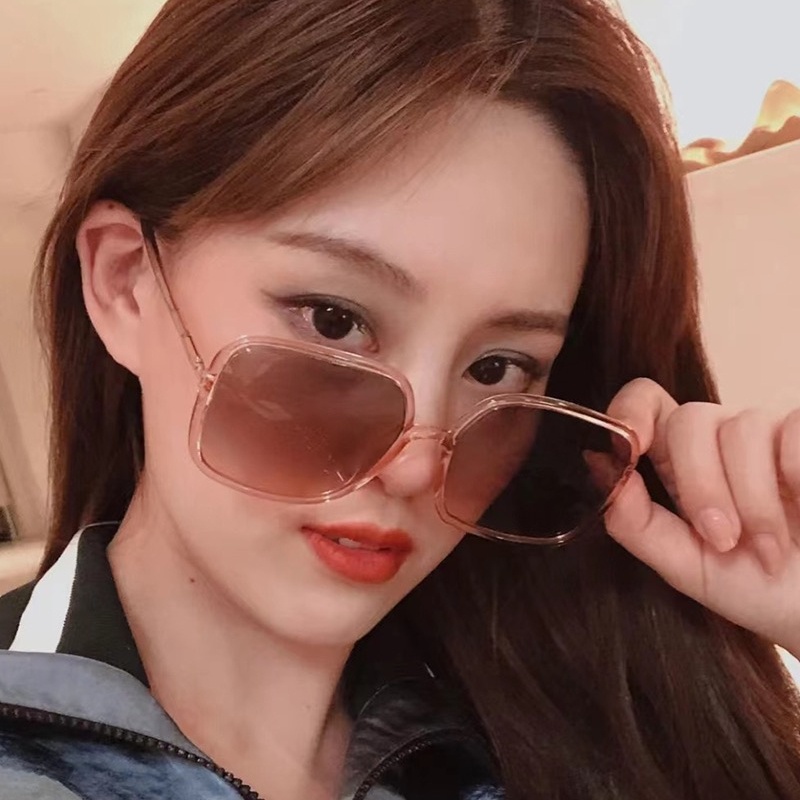 (YUZHU) Brown Oversized Square Frame Sunglasses Untuk Wanita Vintage Fashion Kaca Mata Tabir Surya Ringan