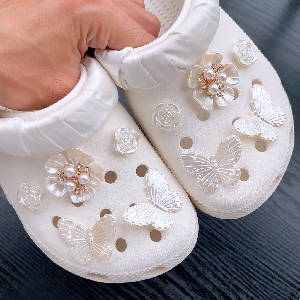 10pcs Baroque Butterfly Pearl Flower Set Cros Jibit Charm Diy Aksesoris Sepatu Wanita Pesona Sepatu Untuk Wanita/Cewek[Tidak Termasuk Sepatu]