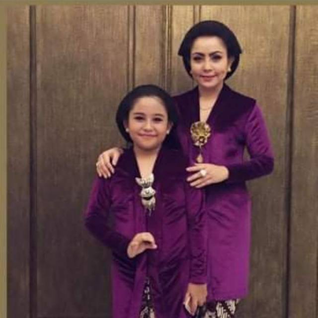 Kebaya dan Sorjan Kebaya Tunik KARTINI/kebaya panjang muslim Lurik