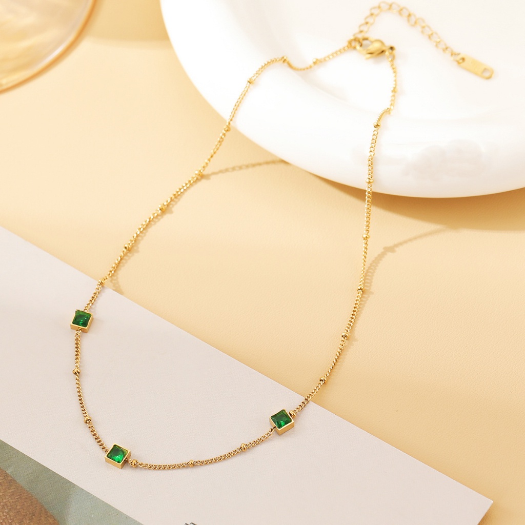 Kalung tiga zircon  titanium stainless steel 316L import anti karat harga grosir bisa cod