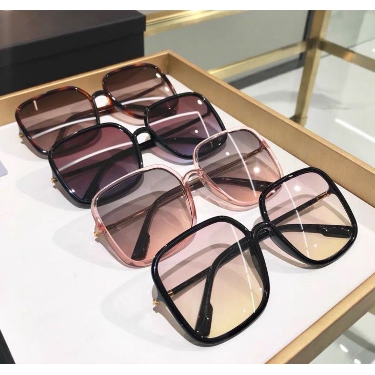 Sunglasses Fashion Terbaru Bentuk Persegi Oversize Kacamata Hitam Anti Silau