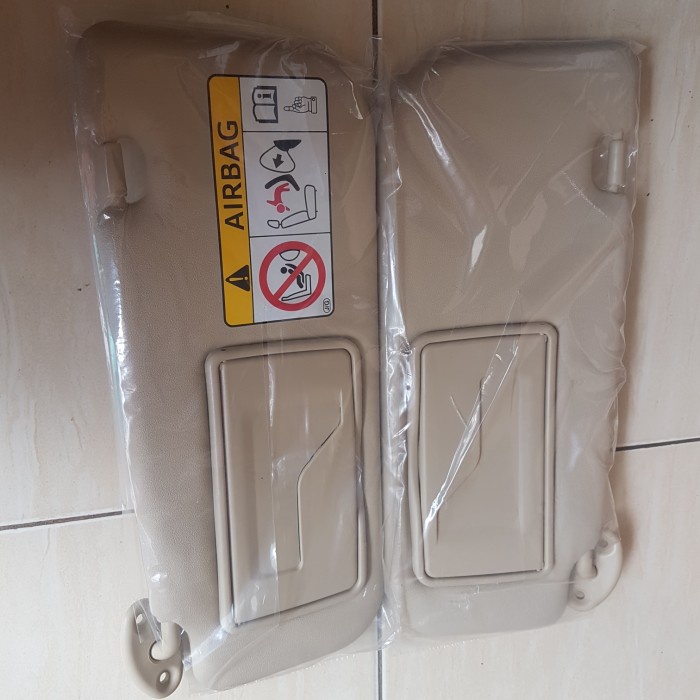 sunvisor yaris 2016