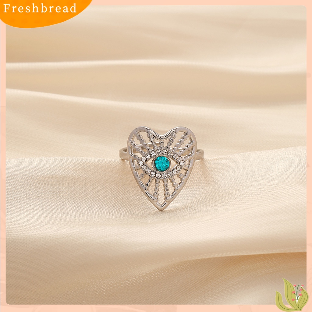 &lt; Freshbread &gt; Cincin Perempuan Bentuk Hati Berlian Imitasi Poles Hypoallergenic Electroplating Dress Up Perhiasan Aksesori Wanita Sederhana Berongga Pembukaan Cincin Untuk Pesta,