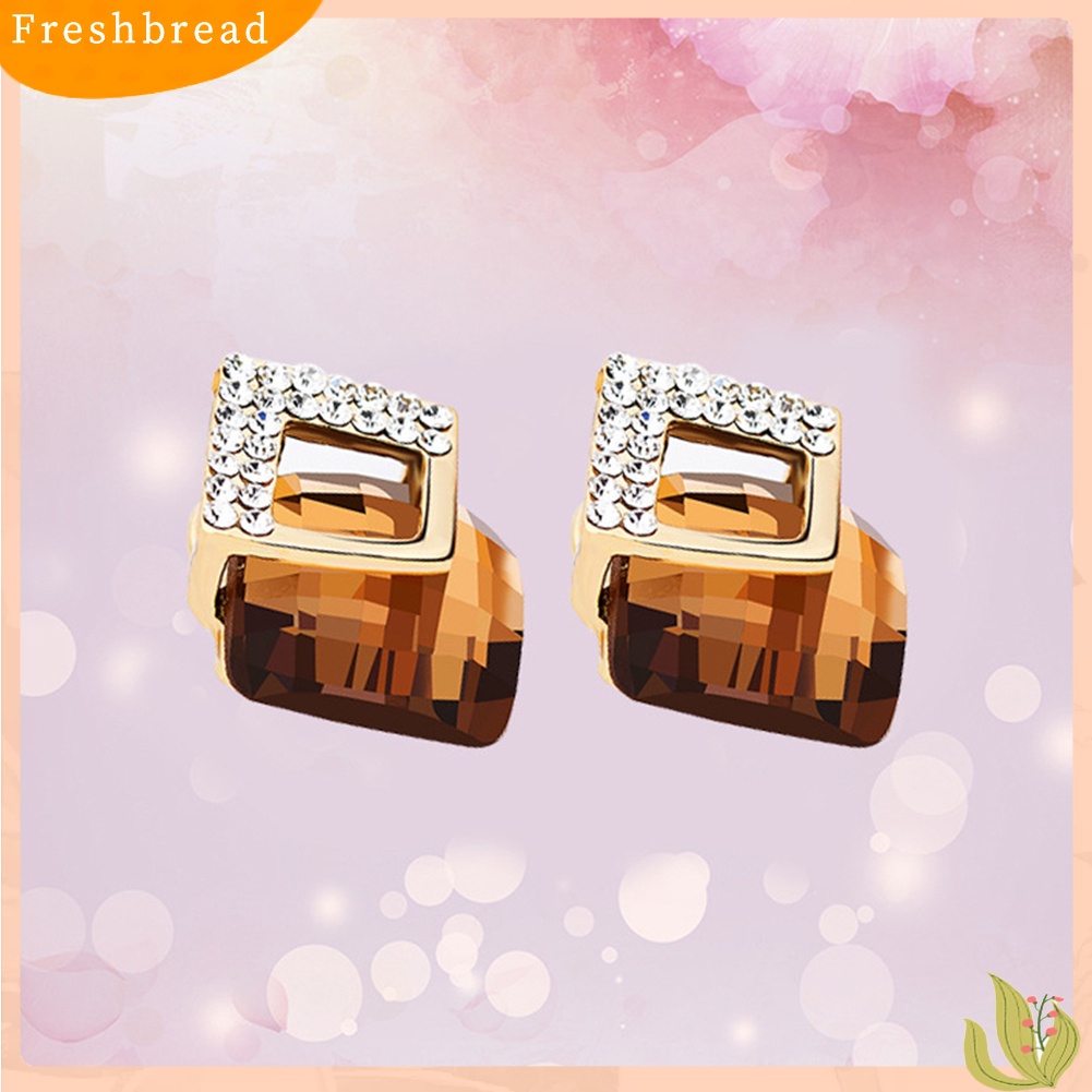 &lt; Freshbread &gt; Ringkas Berlian Imitasi Bertatahkan Square Stud Earrings Wanita Perjamuan Pesta Perhiasan Hadiah