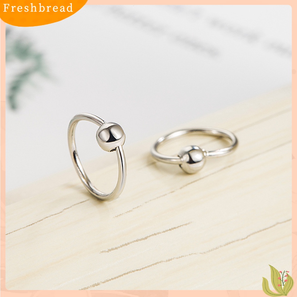 &lt; Freshbread &gt; 2Pcs Ear Studs Circle Round Ball Perhiasan Berongga Keluar Anting Hoop Geometris Untuk Pakaian Sehari-Hari