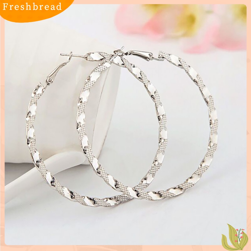 &lt; Freshbread &gt; Fashion Lady Berlebihan Memutar Anting Hoop Besar Wanita Lingkaran Menjuntai Perhiasan