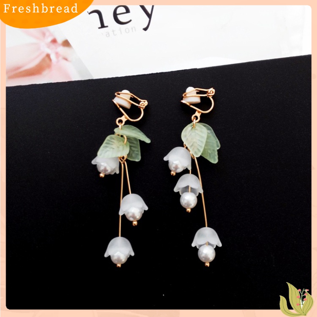 &lt; Freshbread &gt; 1pasang Menjuntai Anting Mori Desain Eye-catching Hias Aestheticisme All-match Perhiasan Hadiah Mutiara Imitasi Dekorasi Lili Valley Bunga Drop Earrings Ear Clip