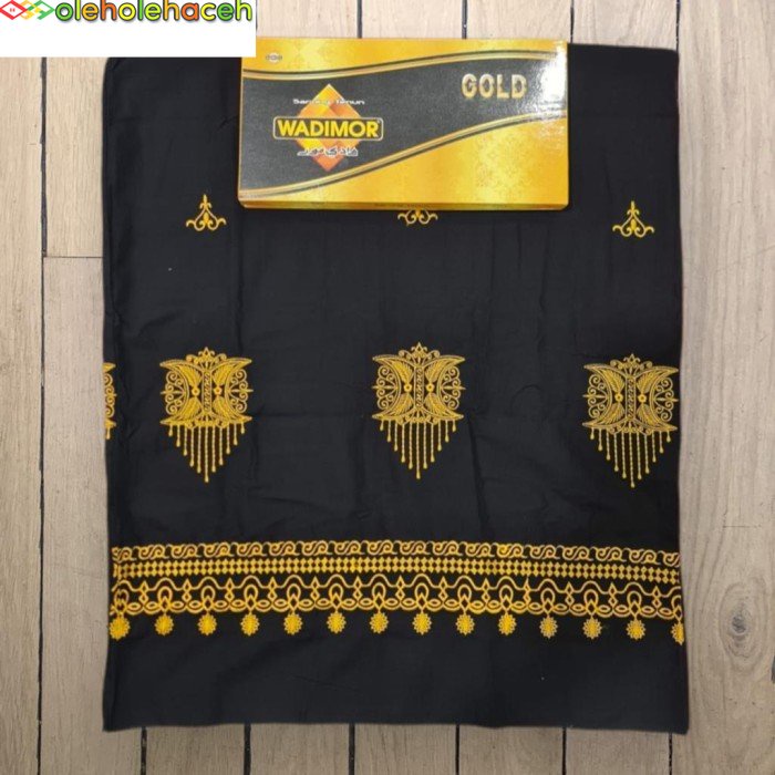 Kain sarung wadimor Aceh bordir motif pintu Aceh
