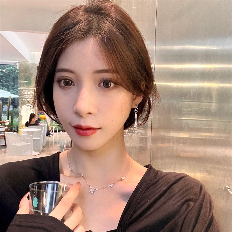 Anting Rumbai Panjang Gaya Korea Dengan Berlian Imitasi Penuh Dan Super Kilau Untuk Wanita - Ear Studs Wanita Modis Elegan Dan Mewah