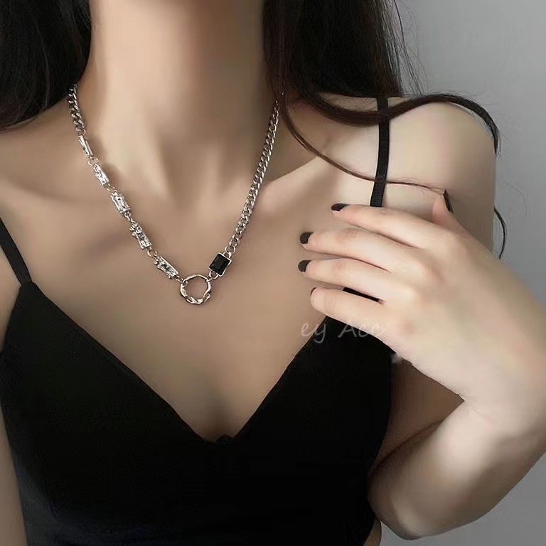 Kalung Titanium Steel Asimetris Manis Dan Pedas Unik Untuk Pria Dan Wanita