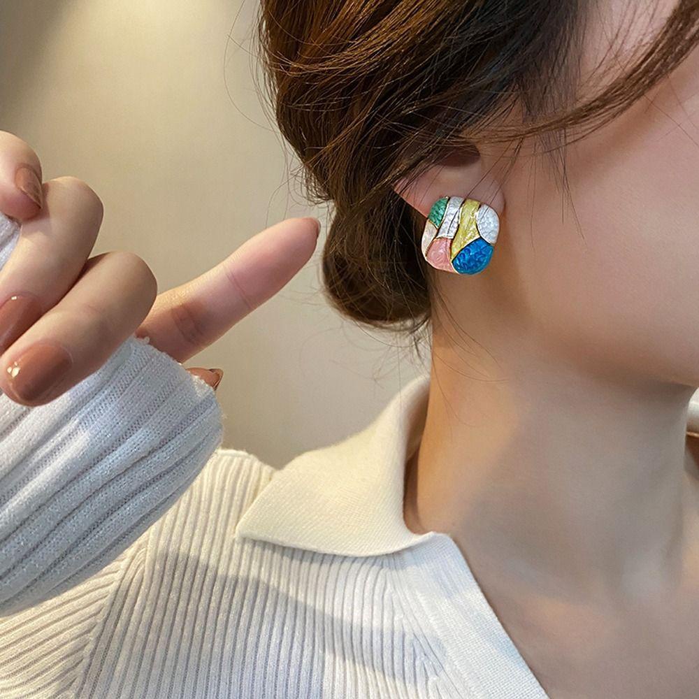 Mxbeauty Wanita Anting Persegi Temperamen Retro Sederhana Menetes Minyak Trendi Niche Desain Fashion Perhiasan Warna Kontras Anting Gaya Korea