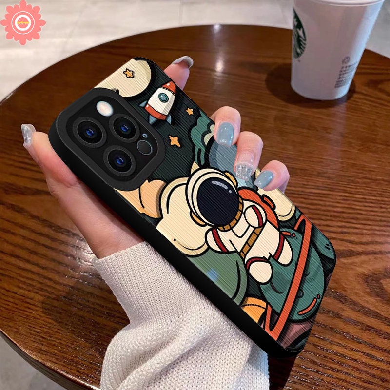 IPHONE Casing Ponsel Tekstur Kulit Mewah Kompatibel Untuk Iphone11 12 13 14 Pro MAX XR 7 8 Plus X XS MAX 7Plus Kartun Lucu Astronot NASA Silicon Lembut Shockproof Cover