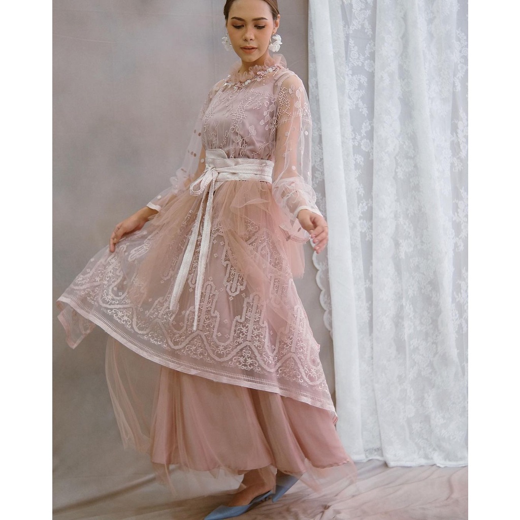 Kain Tulle Sapto Tulle Etnik