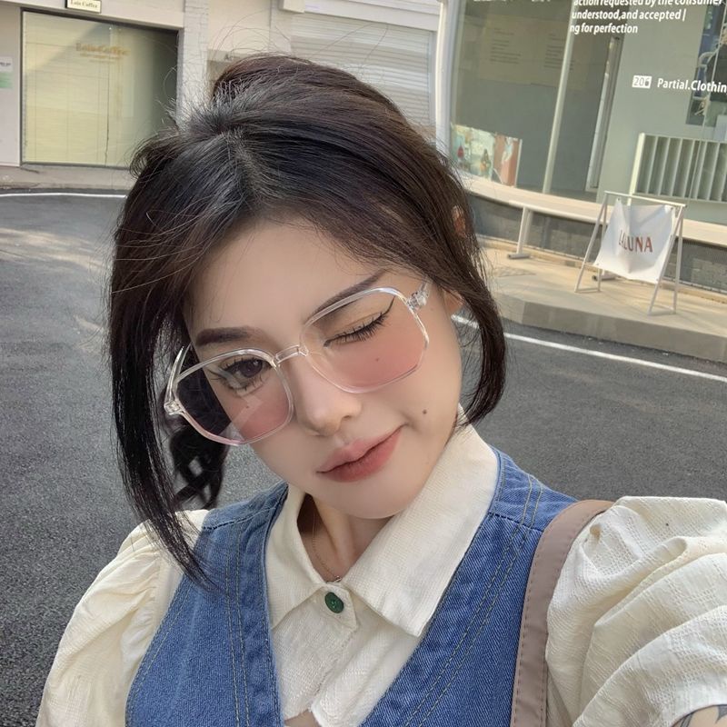 [Hot Sale] Resin Dekorasi Kacamata Blush Tren Polos Makeup Anti-Cahaya Biru Oversized Bening Pria Gradual Pink Bubuk Flat Glasse Wanita Ultralight Ringan Fashion