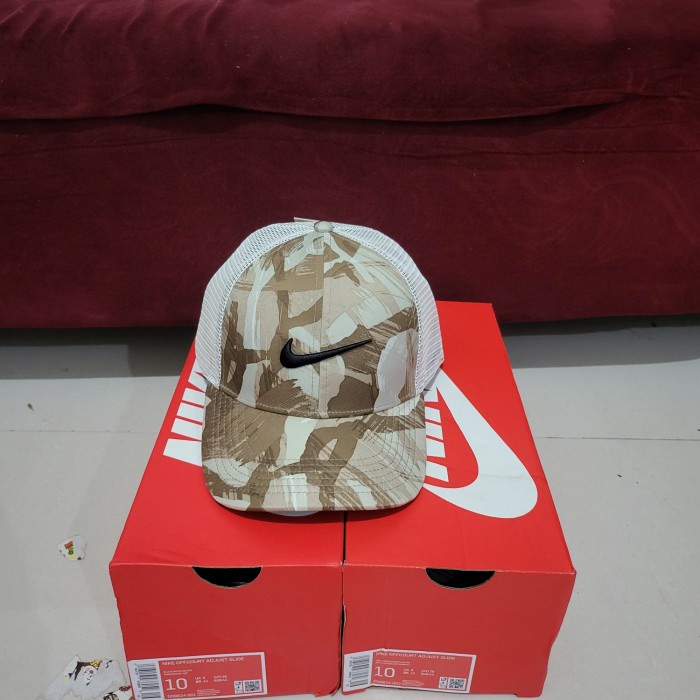 NiKE l91 trucker camo cap original bnwt