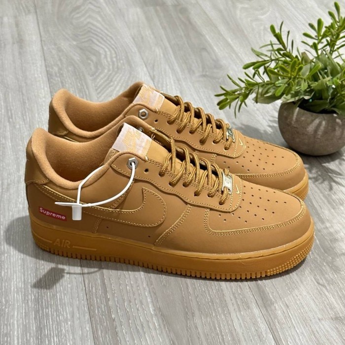 Sepatu Sneakers Nike Air Force 1 Low Supreme Wheat Brown