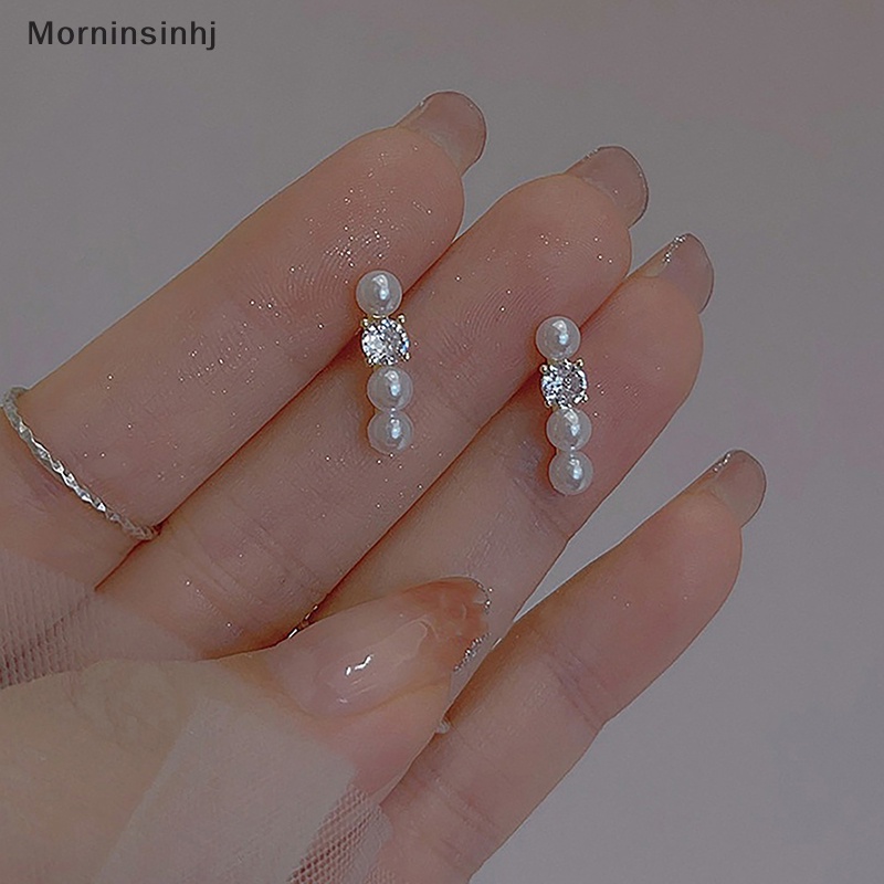 Mornin 1pasang Anting Tusuk Mutiara Zirkon Ringan Vintage Telinga Untuk Wanita Gaya Korea Fashion Ear Stud Pesta Perhiasan Natal id