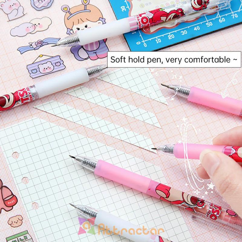 

✨In Stock Pemotong Kertas Pena yang Dapat Ditarik Beruang Stroberi Pemotong Seni Kartun Pemotong Portabel Lucu-AT