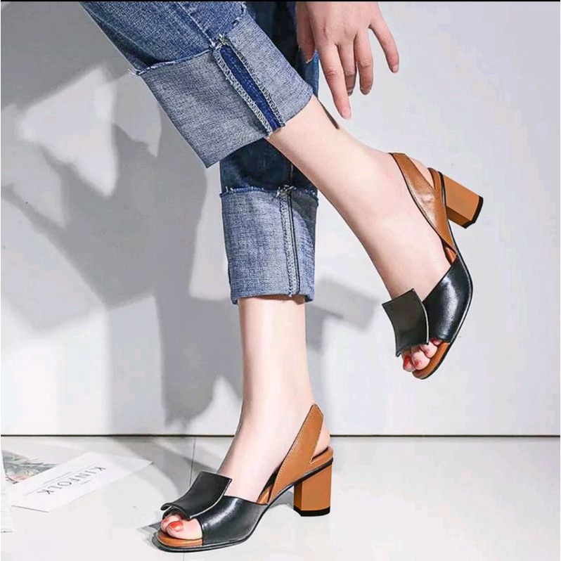 Sepatu Sandal Wanita VS AJ 09 hak tahu tali kotak wanita 5cm