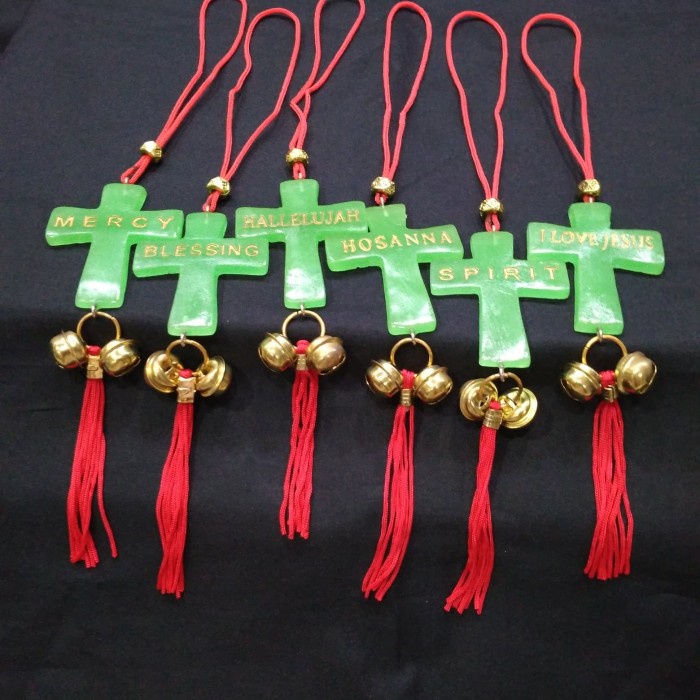Sale Gantungan Salib fosfor untuk mobil /glow in the dark Termurah