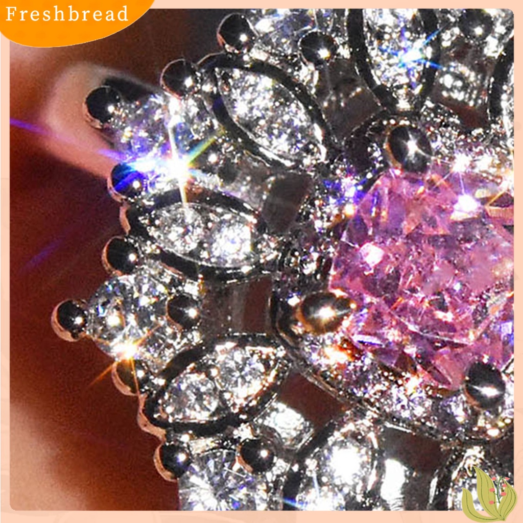 &lt; Freshbread &gt; Wanita Cincin Bentuk Bunga Imitasi Moissanite Perhiasan Berlian Imitasi Penampilan Fashion Finger Ring Untuk Pernikahan