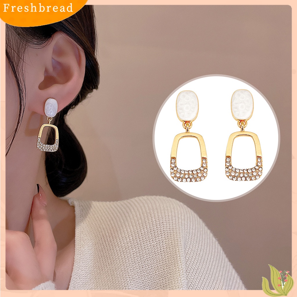 < Freshbread > 1pasang Drop Earrings Geometris Berongga Persegi Elegan Berlian Imitasi Tertanam Berlian Imitasi Bertatahkan Perhiasan Fashion