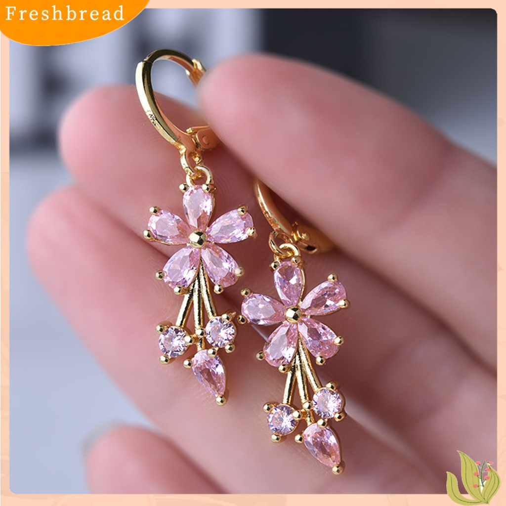 &lt; Freshbread &gt; 1pasang Anting Perhiasan Indah Menawan Tembaga Bunga Cubic Zirconia Tetesan Air Anting Hoop Untuk Kehidupan Sehari-Hari