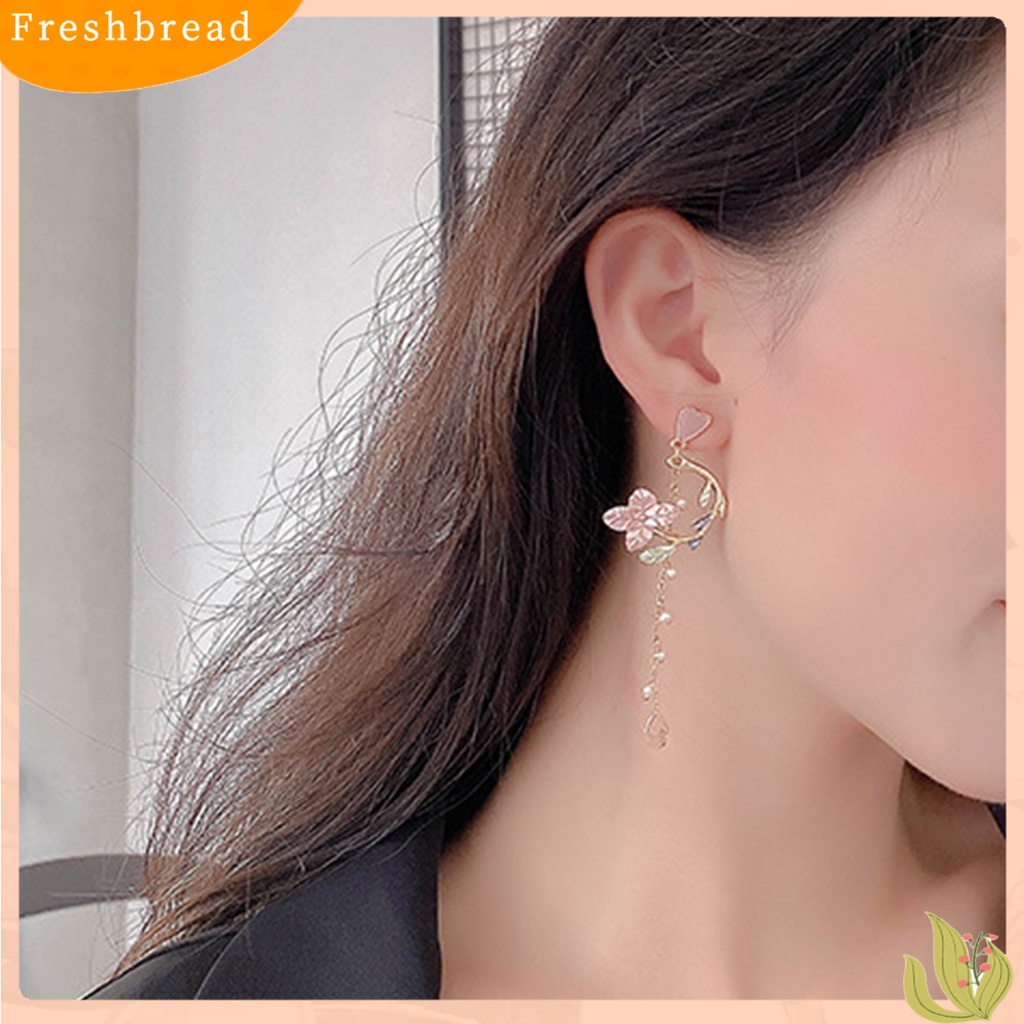 &lt; Freshbread &gt; 1pasang Anting Tusuk Perhiasan Bunga Asimetris All Match Anting Rumbai Menjuntai Untuk Pacaran